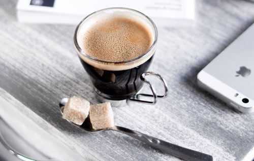 espresso with sugar lumps