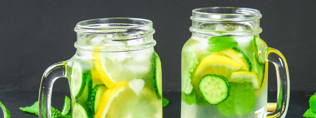 How Flavoured Water is Rising in Popularity as a Healthy Alternative to Fizzy Drinks