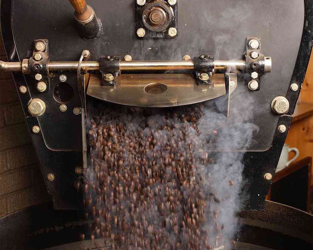 roasting coffee beans