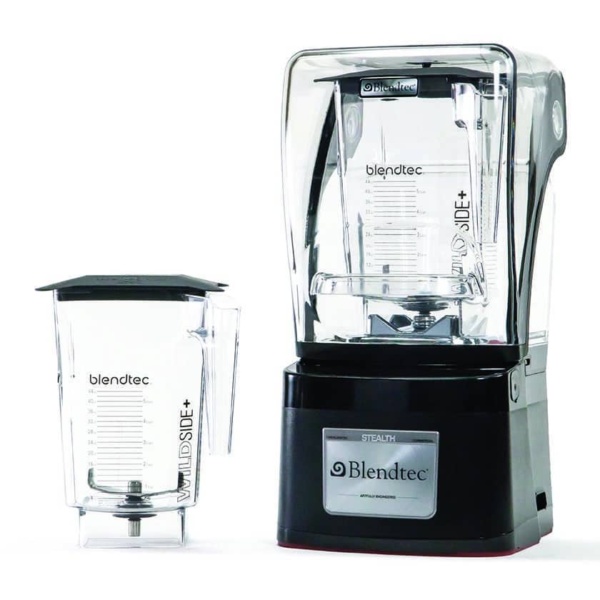 Blendtec Stealth 875 front view