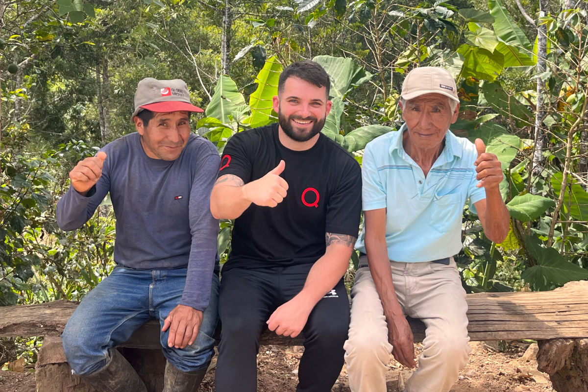 liquidlines tim squirrell with peru coffee farmers