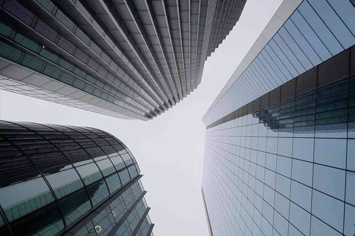 image looking at sky from 22 bishopsgate