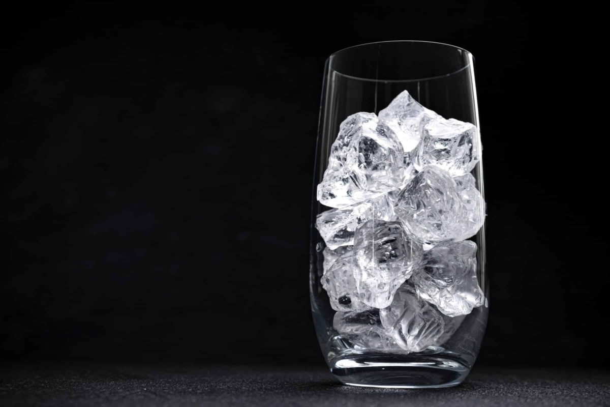 Image of a glass full of ice