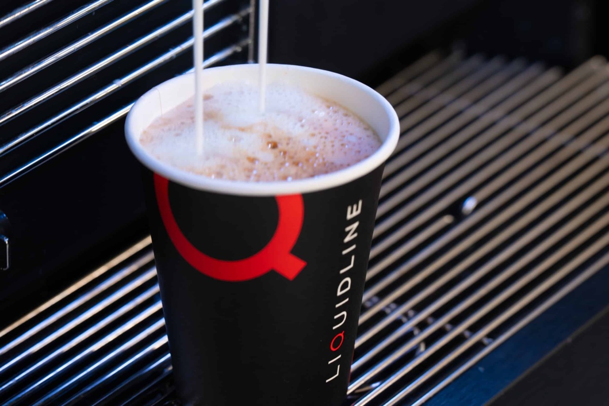 Liquidline coffee cup being filled
