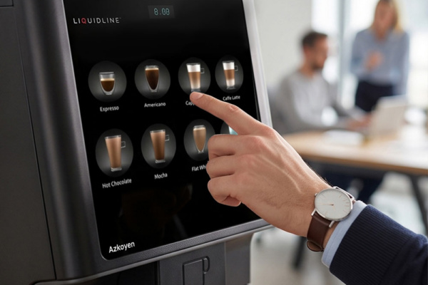 Liquidline Q1 Evo - hand selecting drink