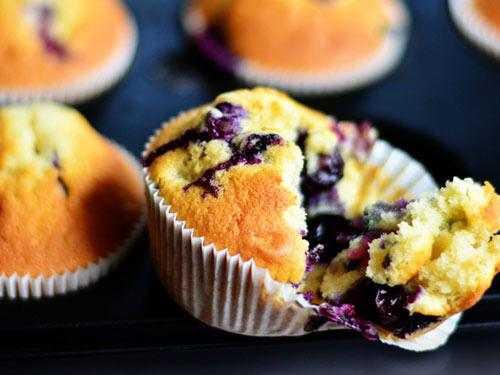 blueberry muffin