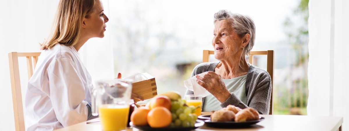 Top Ways to Prevent Dehydration and Malnutrition in the Elderly